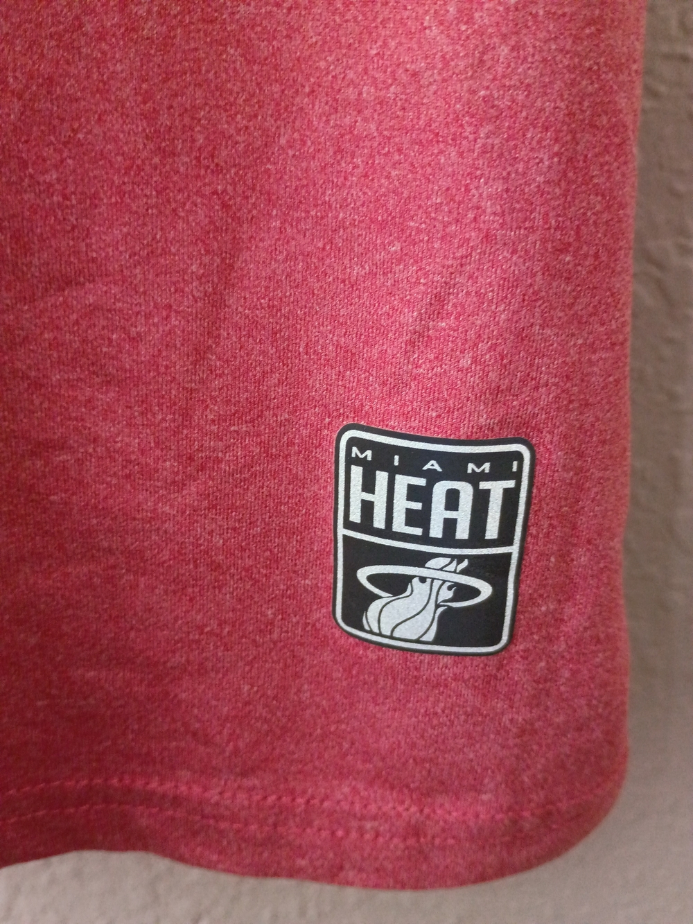 NBA Miami Heat Red Raglan Logo Tee - Picture 2 of 4